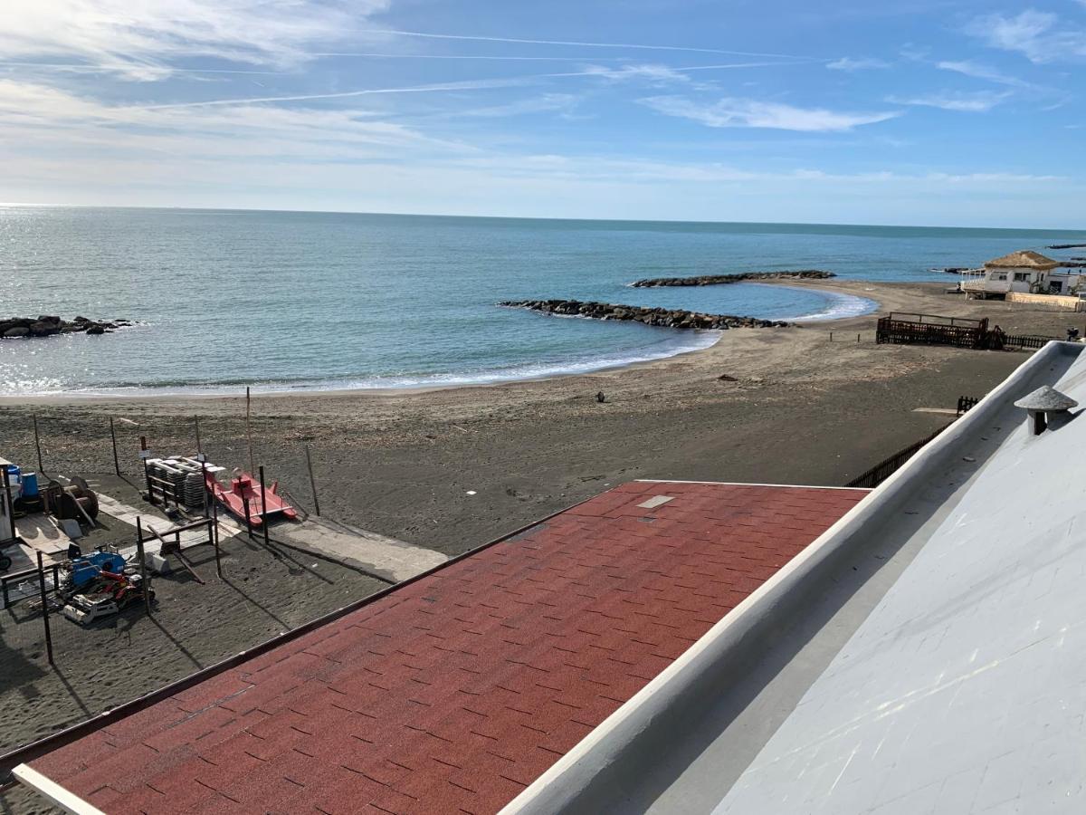 لاديسْبولِ Roma Meraviglioso Attico Sul Mare المظهر الخارجي الصورة